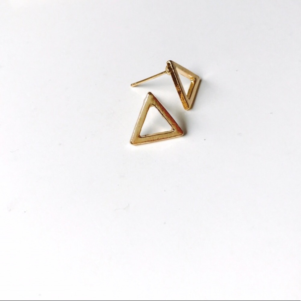 14K Gold Minimalist Triangle Earrings
