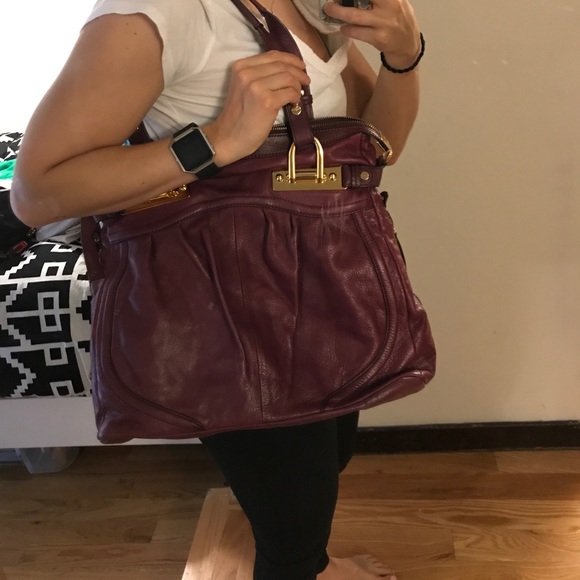 Purple leather B Makowsky purse great condition - Picture 4 of 6