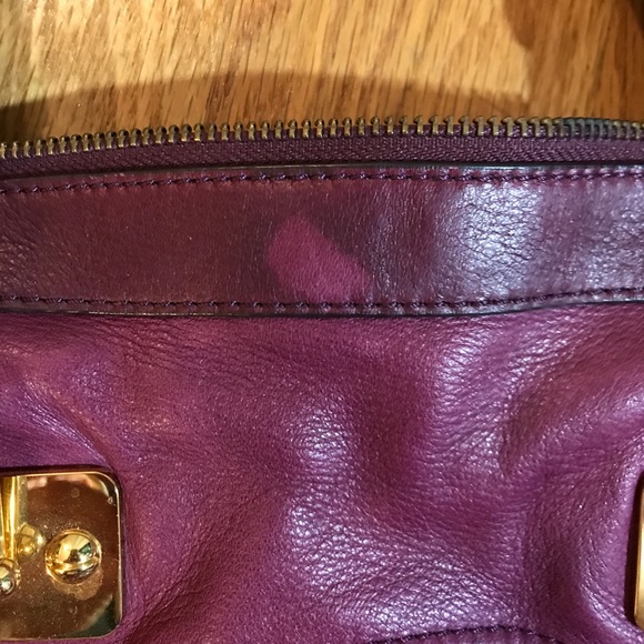Purple leather B Makowsky purse great condition - Picture 5 of 6