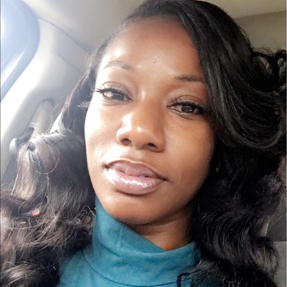 Meet your Posher, Ashley