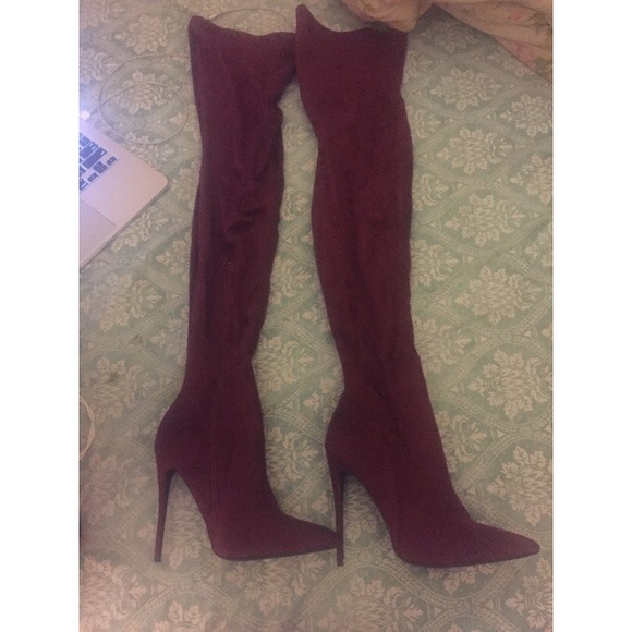Thigh high boots (NEVER WORN) - Picture 1 of 2