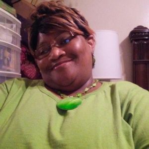 Meet your Posher, Sheila