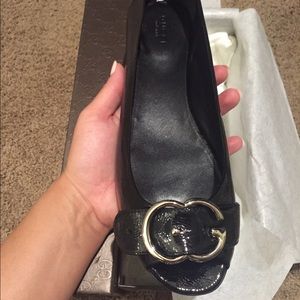 Gucci Salandia Peep Toe Flat Sz 38.5 Brand New!