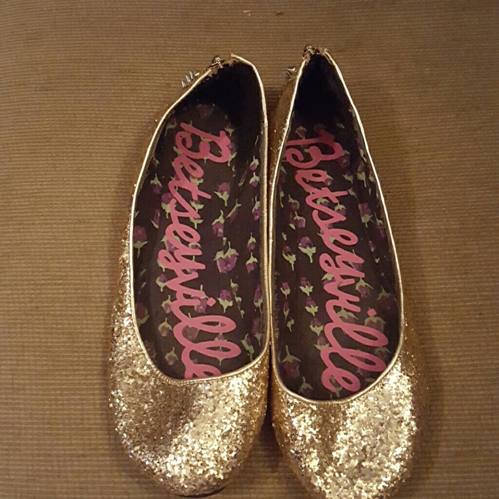 Betsyville ballet flats