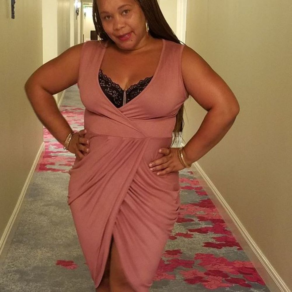 Meet your Posher, Nakia