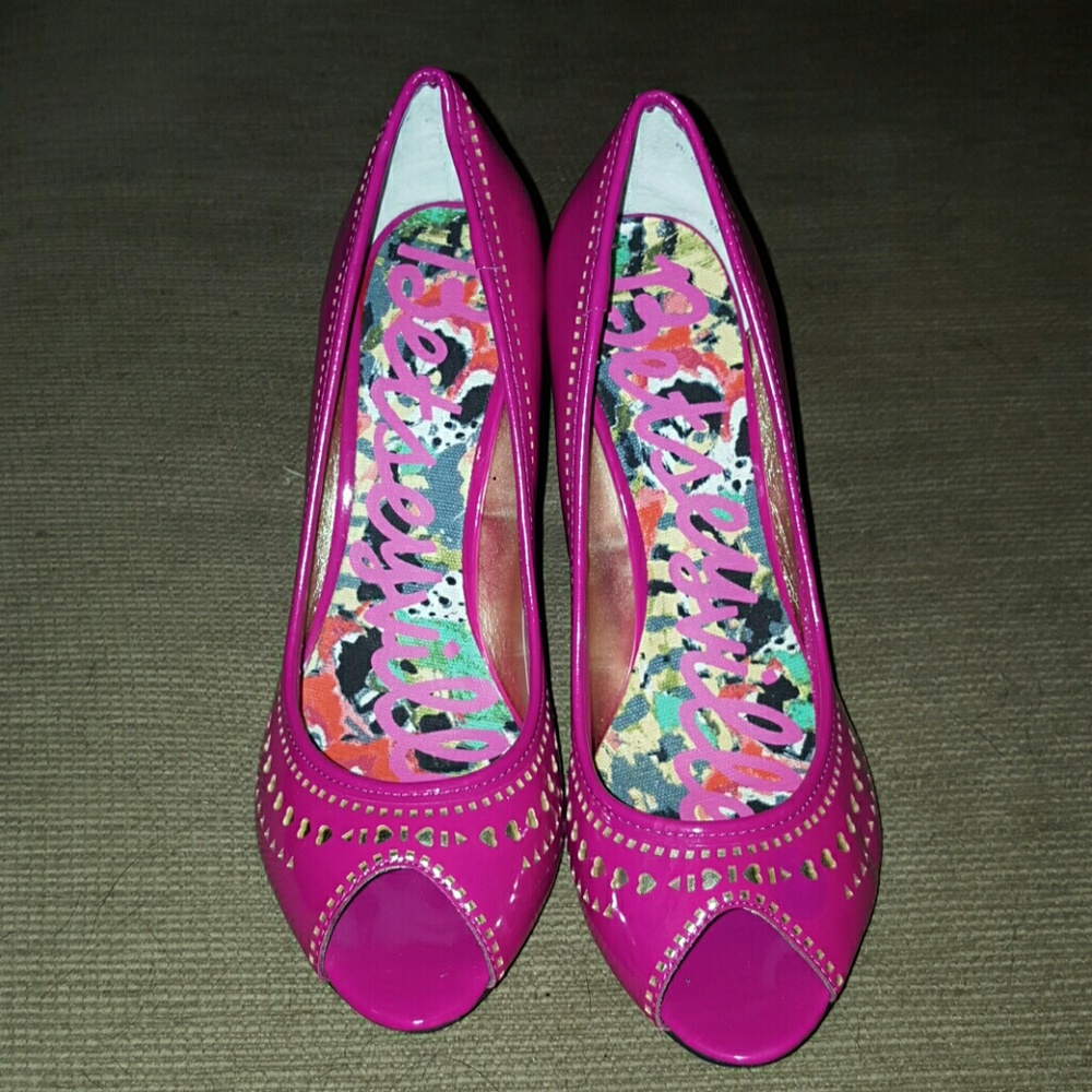 Betsyville high heels