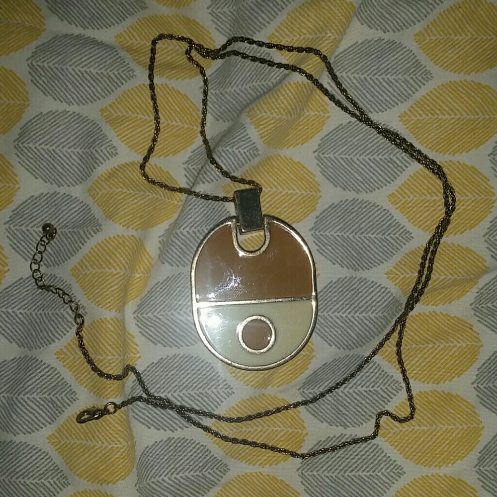 Urban O. Necklace