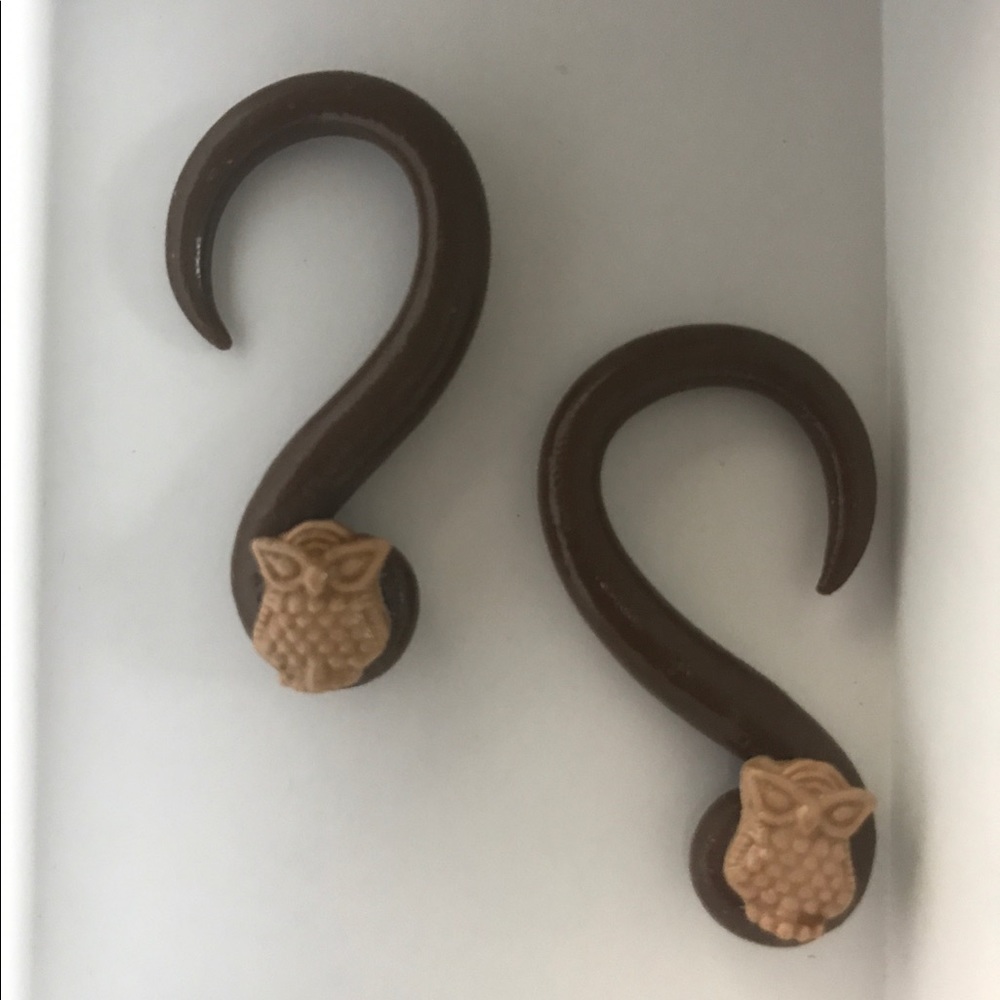 Neutral Color Owl Gauges - 6G