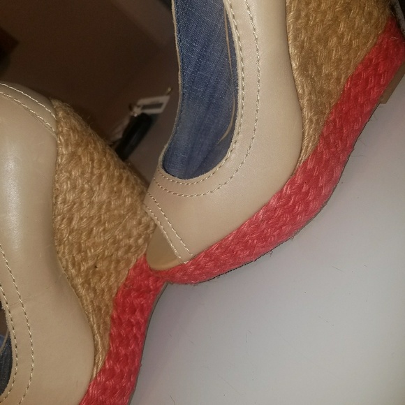 Sandals - Picture 4 of 5