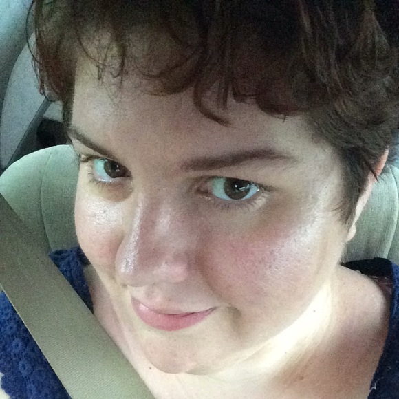 Meet your Posher, Rachel - Picture 1 of 1