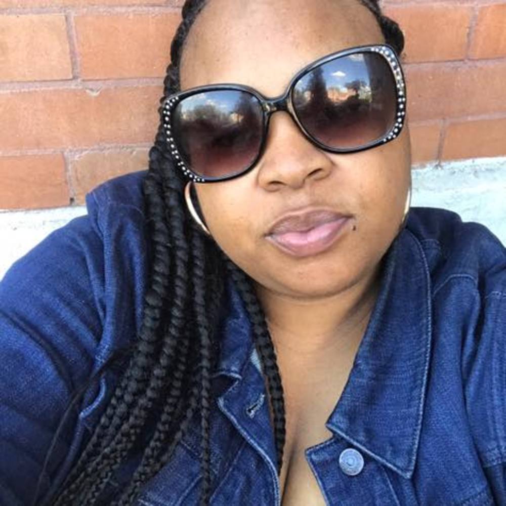 Meet your Posher, Niesha