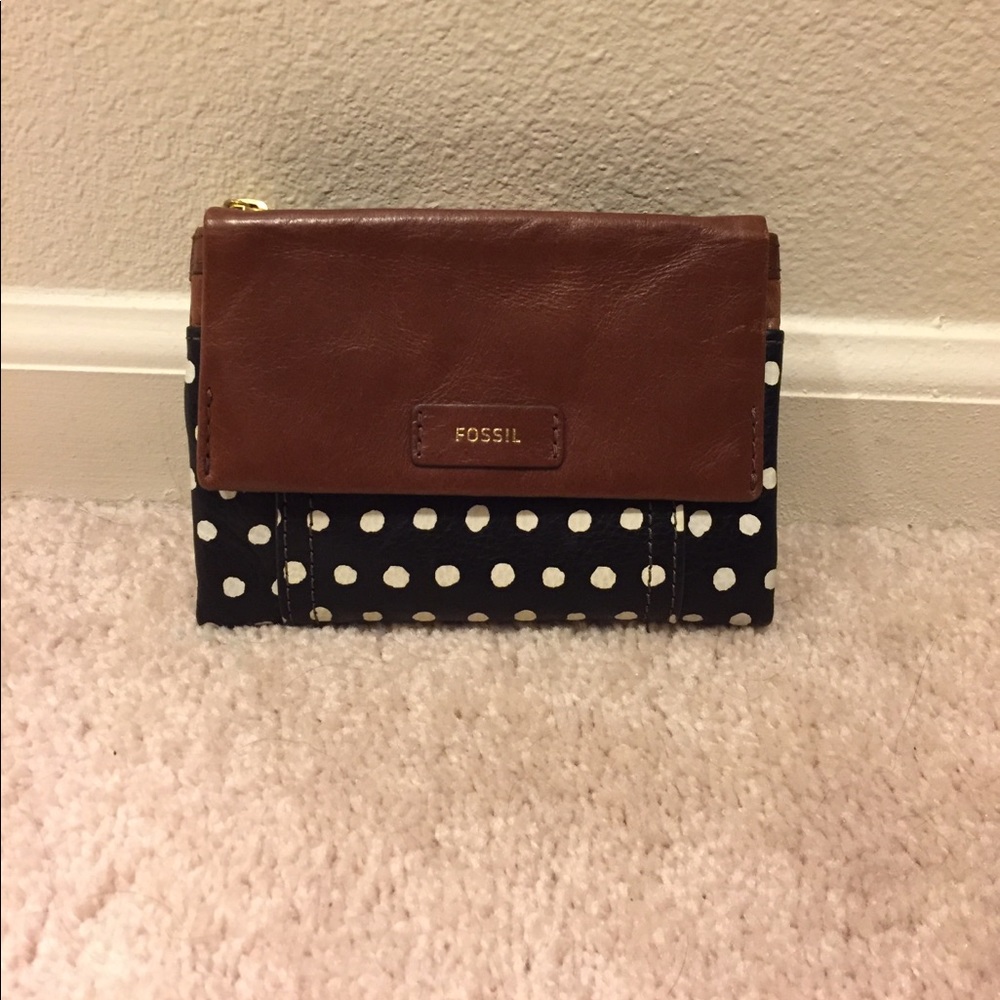 FOSSIL Wallet