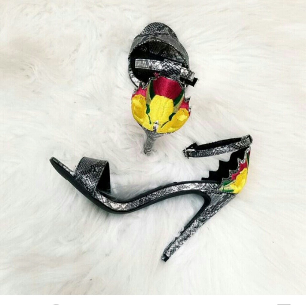 Single sole heel