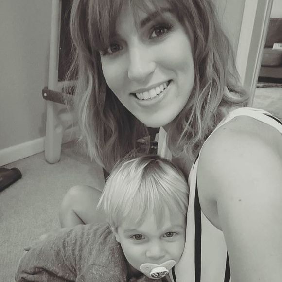 Meet your Posher, Kelly - Picture 1 of 1