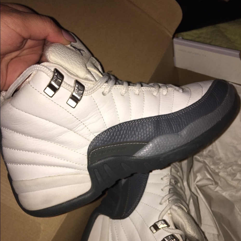 Air Jordan Flint 12s!!! Size 4.5