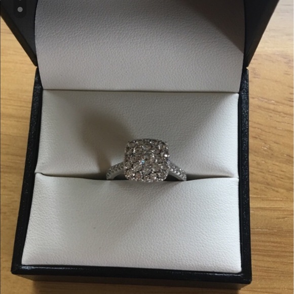 Jewelry - *sold privately * real diamond engagement ring