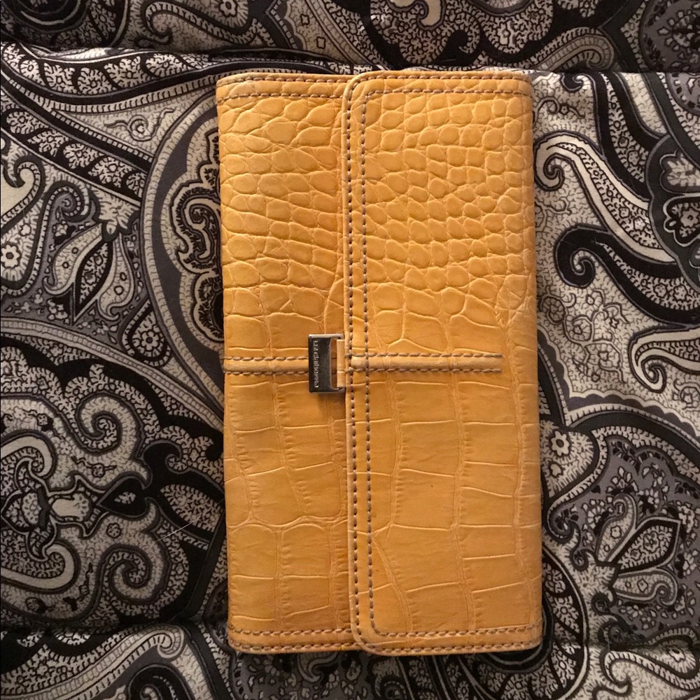 Liz Claiborne wallet
