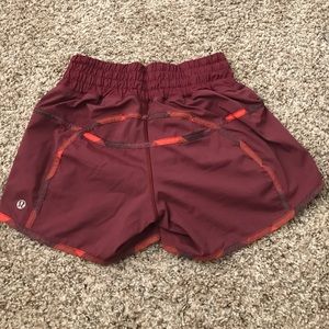 Lululemon Tracker Short II 2-way Stretch