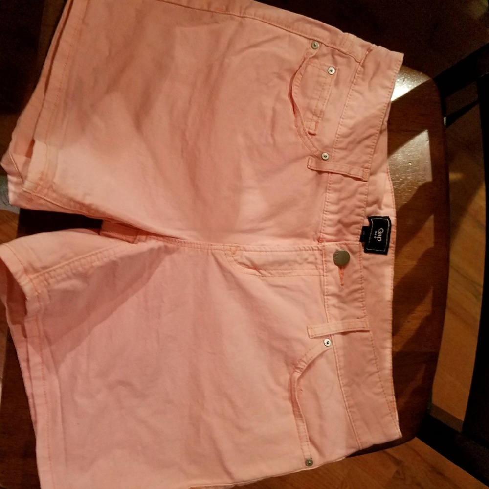 Peach shorts from GAP.