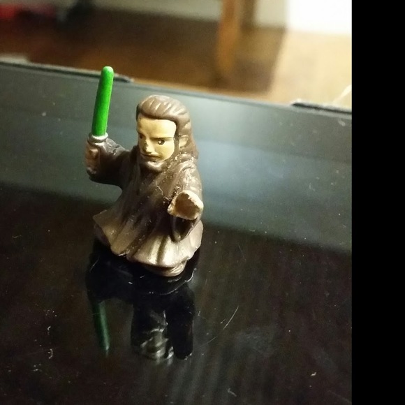 Meet your Posher, Laura - Picture 1 of 1