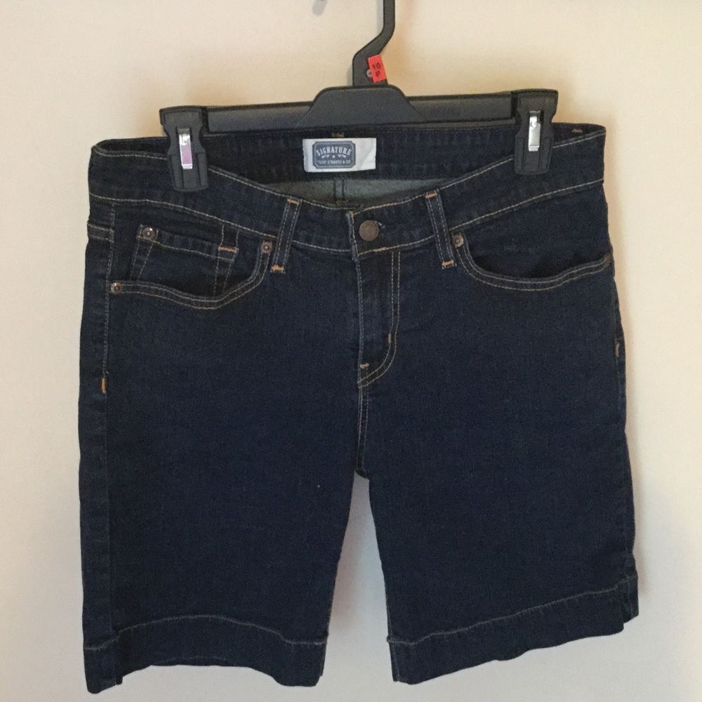 Signature Levi Strauss & Co.