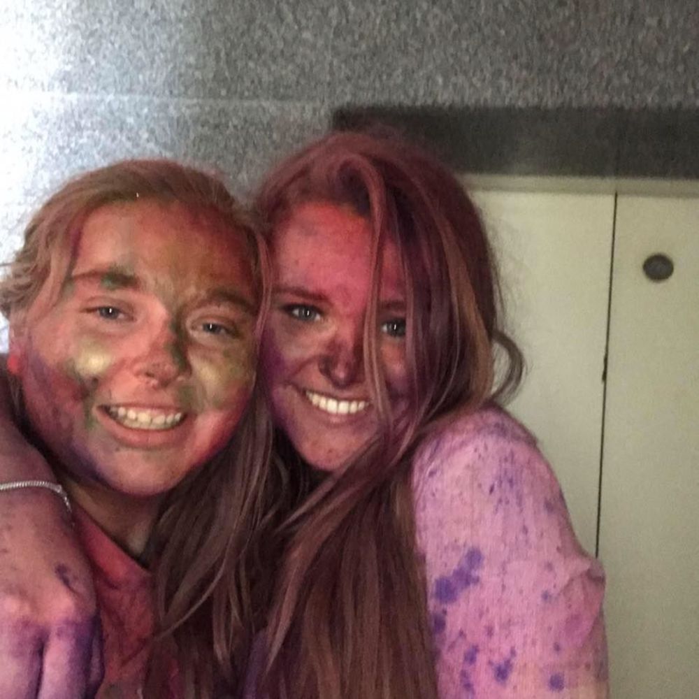 Meet your Posher, Ally