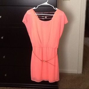 City Triangles dress with belt, SZ Large