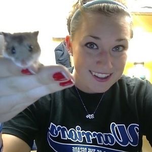 Meet your Posher, Katelyn