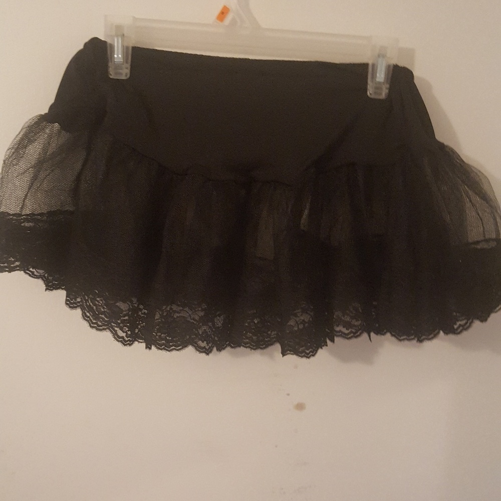 Short petticoat