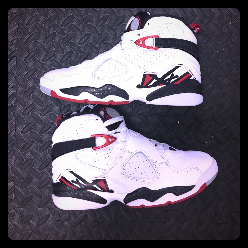 Alternate Retro 8 100% Authentic