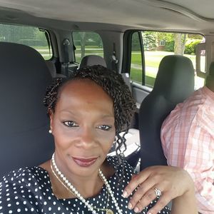 Meet your Posher, Monica