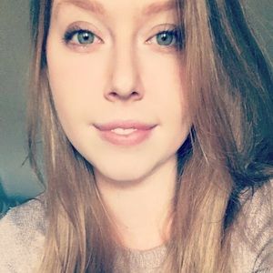 Meet your Posher, Caitlin