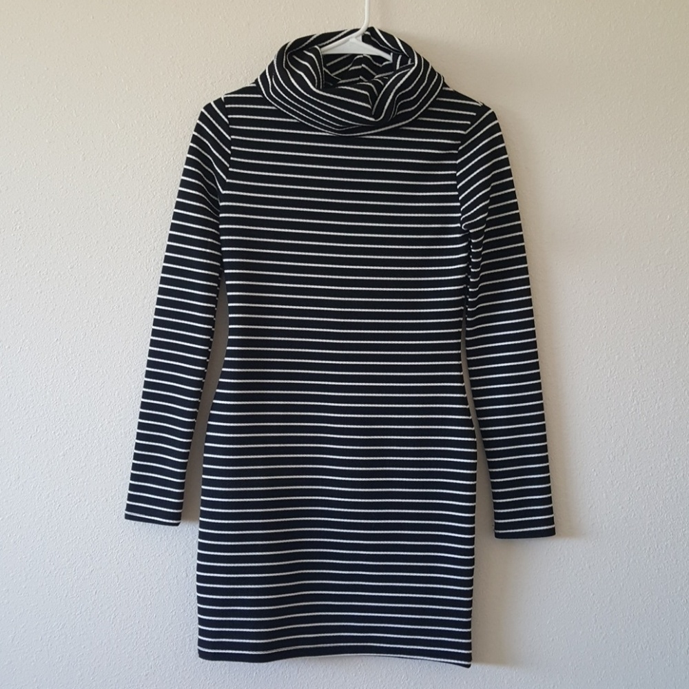 TRADED NWOT Stripped Dress