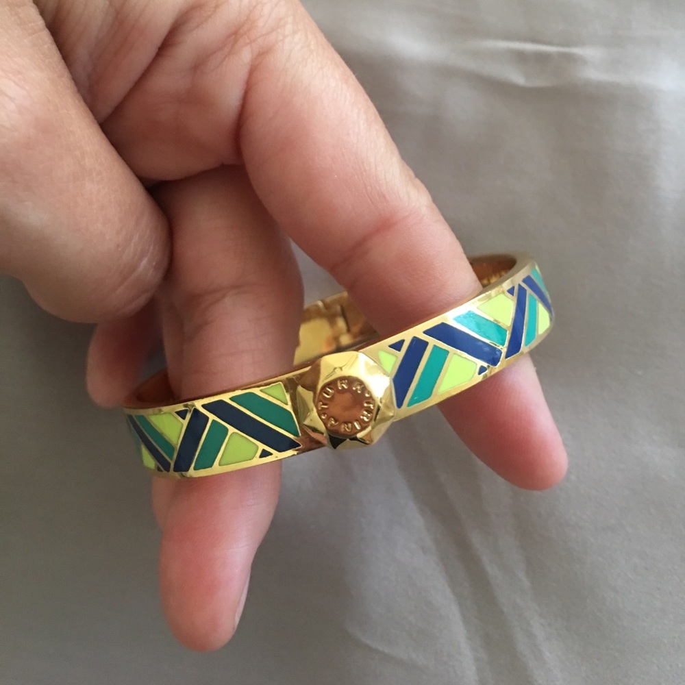 SHIPPING TODAY SALE📦 Trina Turk bangle bracelet