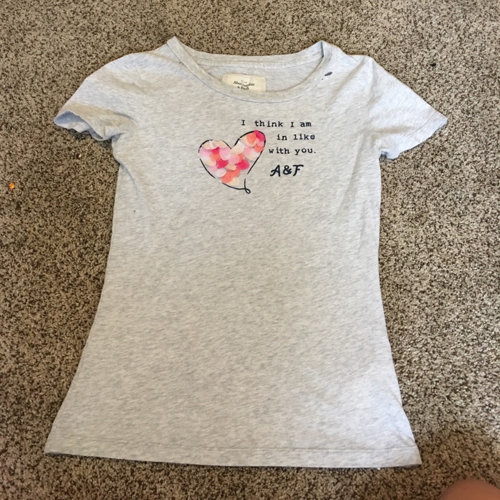 I'm selling a used Abercrombie Fitch T-shirt.