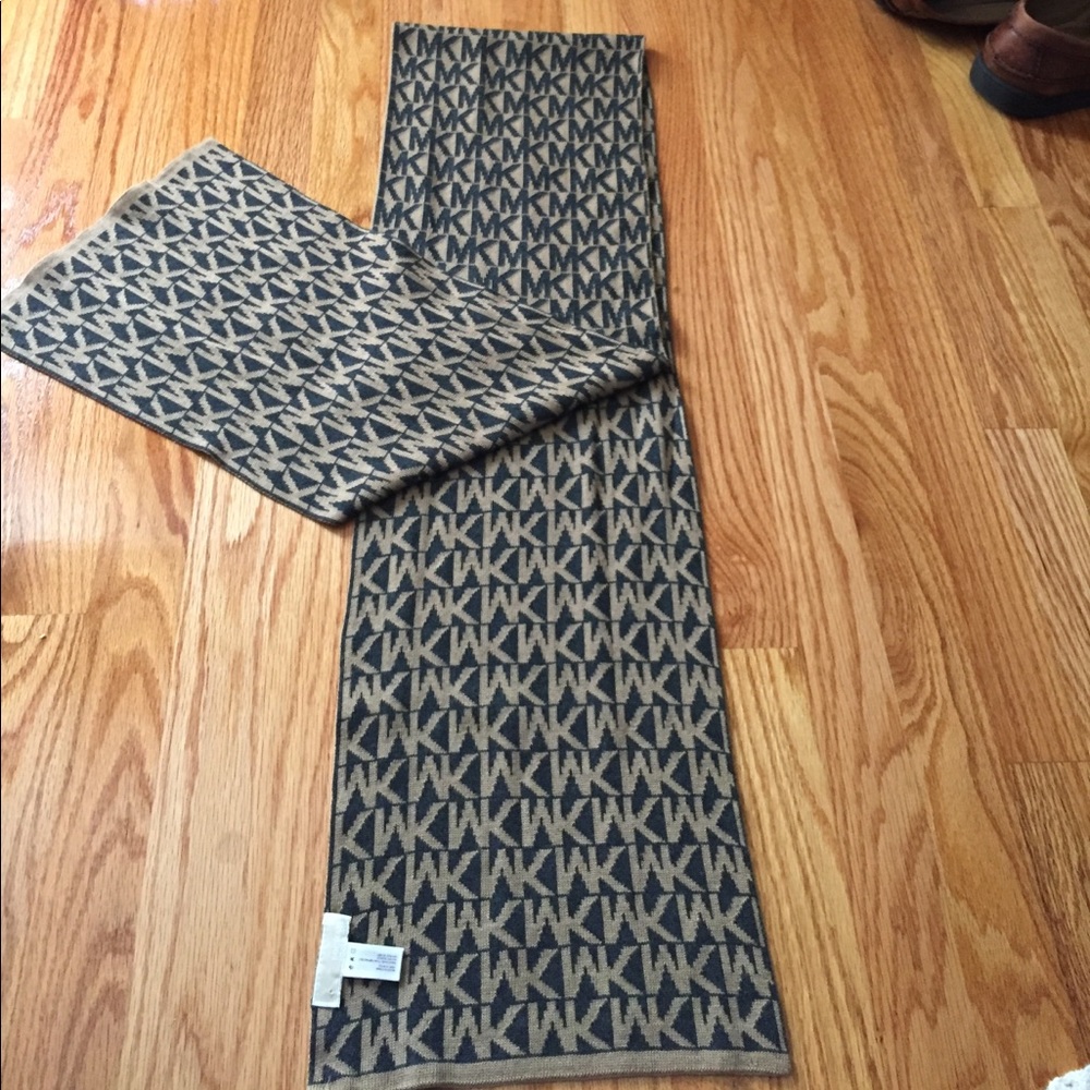 Michael Kors Scarf