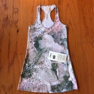 Lululemon Tank NWT