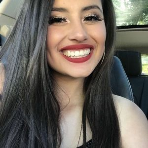 Meet your Posher, Cindy