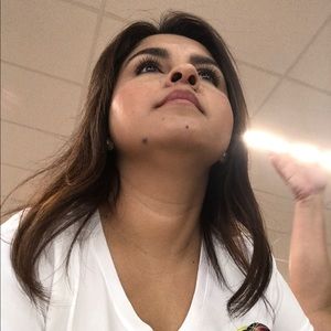 Meet your Posher, Aurora