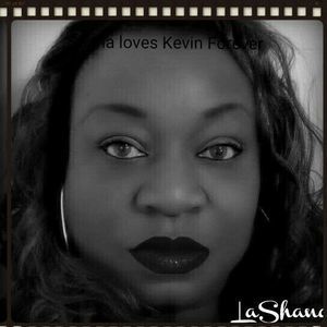 Meet your Posher, Lashana