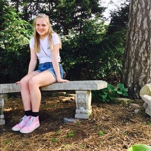 Meet your Posher, Jaina