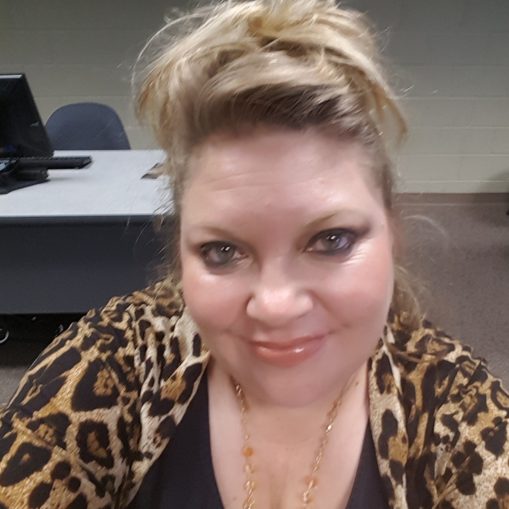Meet your Posher, Brandi