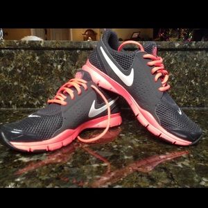 Women's Nike shoes