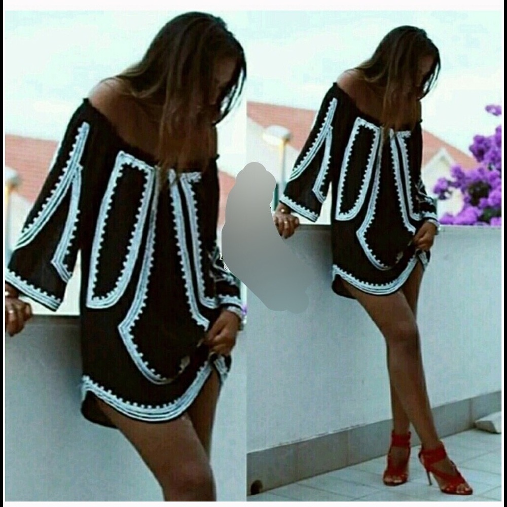 OFF-THE-SHOULDER DRESS