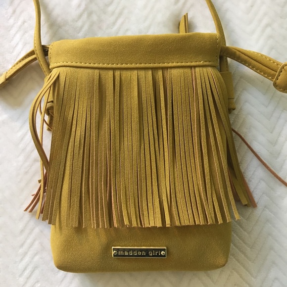 NWOT fringe crossbody bad - Picture 2 of 4