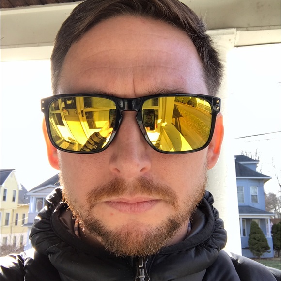 Meet your Posher, Chris - Picture 1 of 1