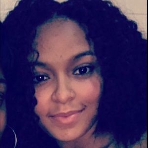 Meet your Posher, Jasmine