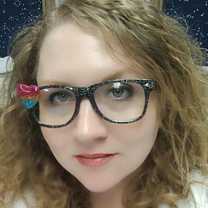 Meet your Posher, Nichole