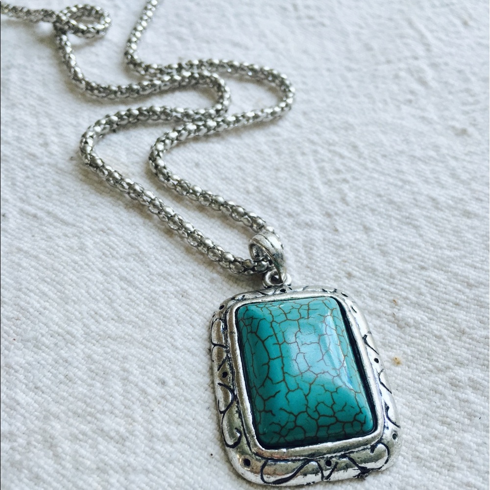 Turquoise Pendant & Necklace