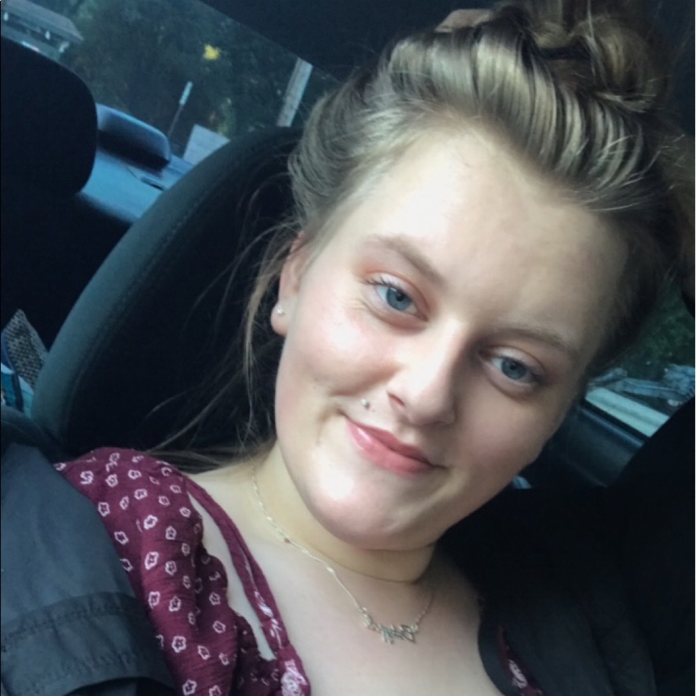 Meet your Posher, Clarrissa